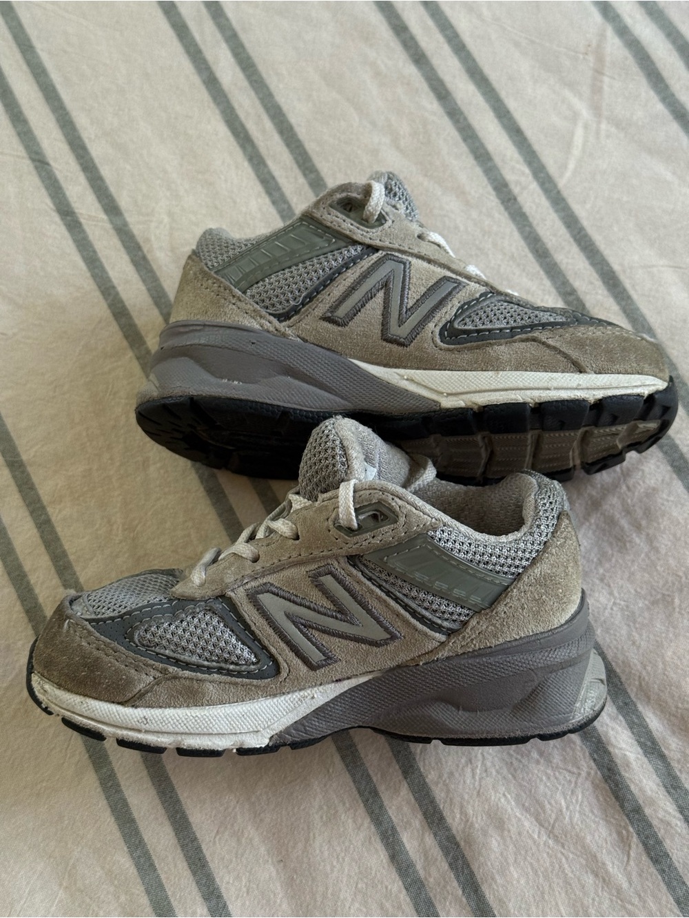990V5 TODDLER 6C NEW BALANCE SNEAKERS